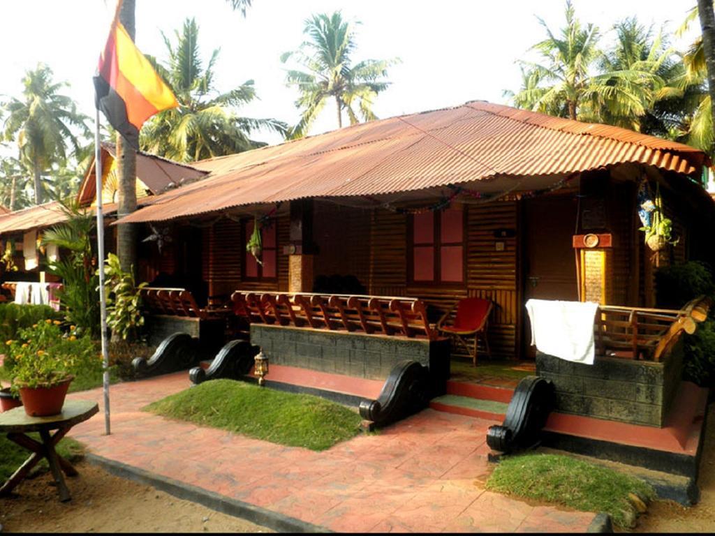 Kerala Bamboo House Hotel Varkala Exterior foto